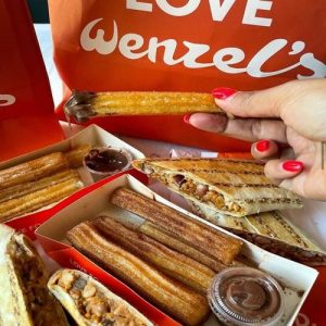 Wenzel's Churros con Chocolate
